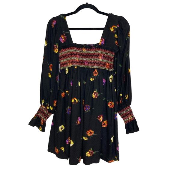 NWT Urban Outfitters Black Floral Smocked Long Sleeve Mini Dress - Size S - Picture 3 of 9